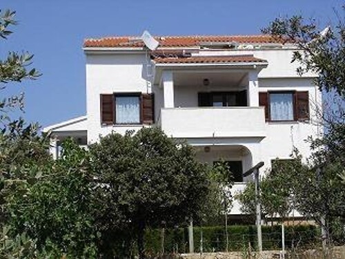 Apartmani Salvia - Pag Mandre