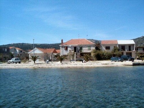Apartmani Tri Palme - Vinišće