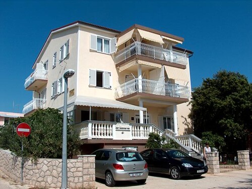 Apartmani Ana - Pag Mandre