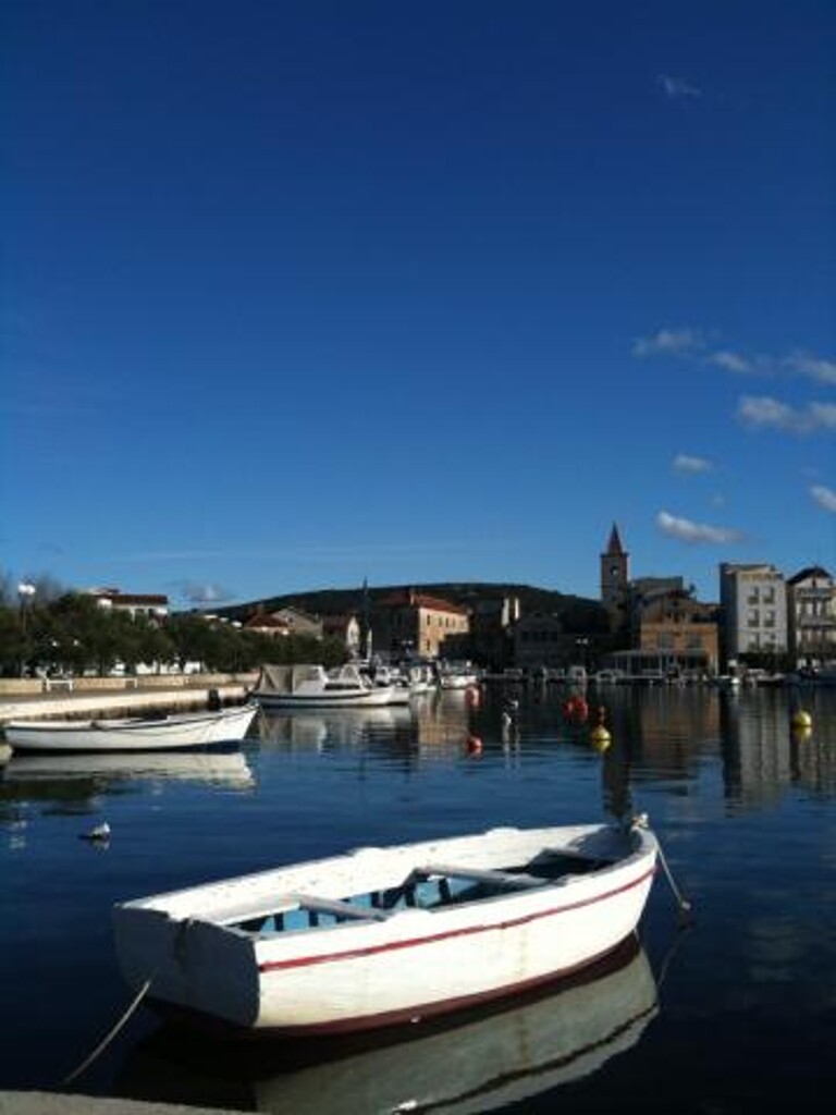 Image 3811600 - 6
