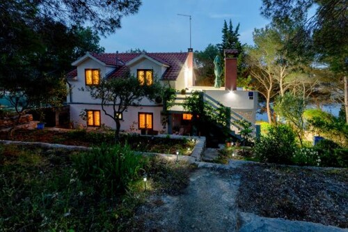 Apartman Antonio - Brač Milna