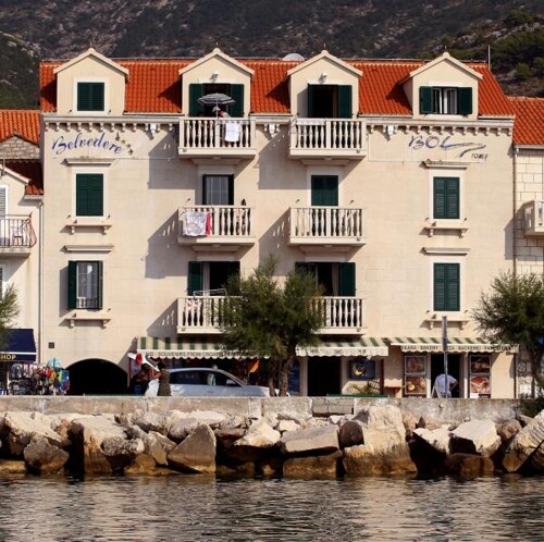 Apartmani Belvedere - Brač Bol