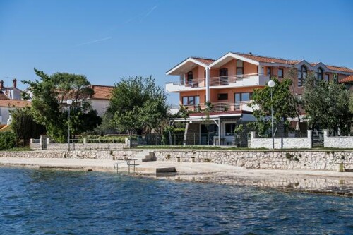 Apartmani Villa Petra - Sukošan