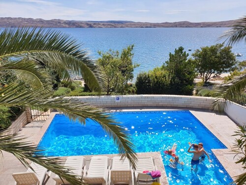 Apartmani Palma Cesarica - Karlobag