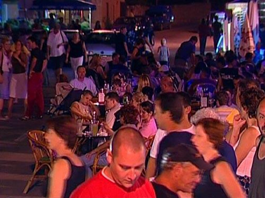 Image 3812076 - 7