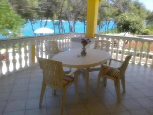 Apartman Ema - Ugljan Kali