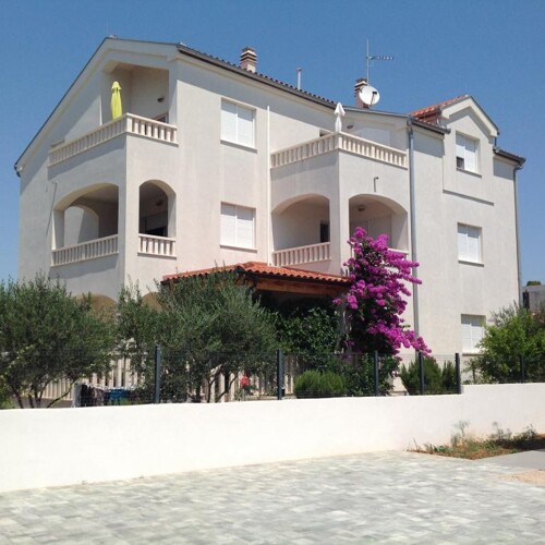 Apartmani Pinea Sol - Brodarica