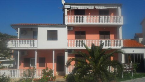 Apartmani Leo - Drage