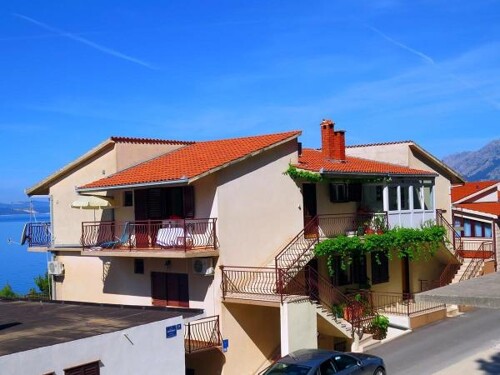 Apartmani Pino - Brela