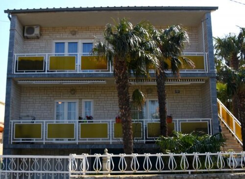 Apartman Dino - Selce