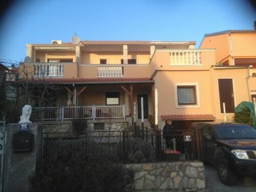 Apartmani Lovrinović - Vodice