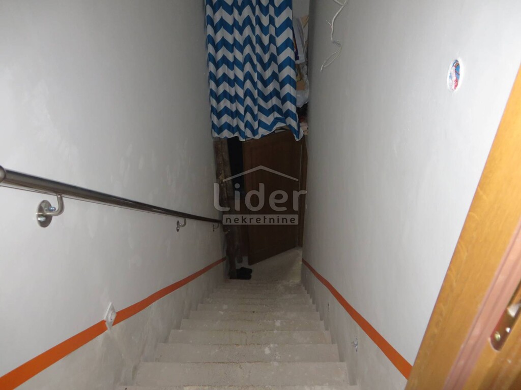 Image 3823573 - 20