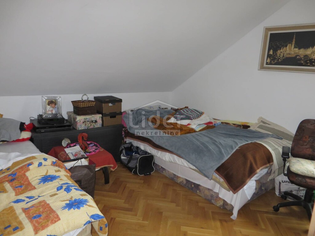 Image 3823573 - 12