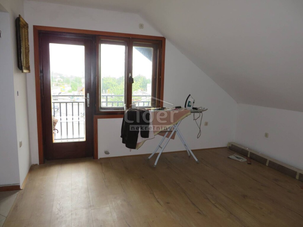 Image 3823573 - 7