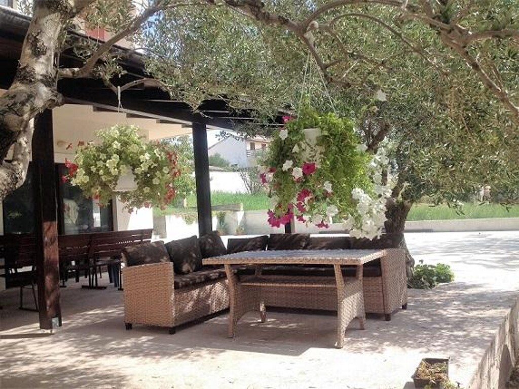 Image 3838479 - 8