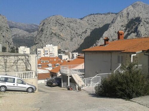 Thumbnail 3839008 - 3