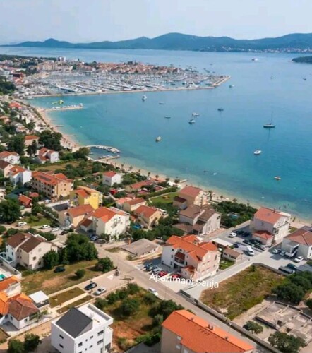 Thumbnail 3839046 - 27