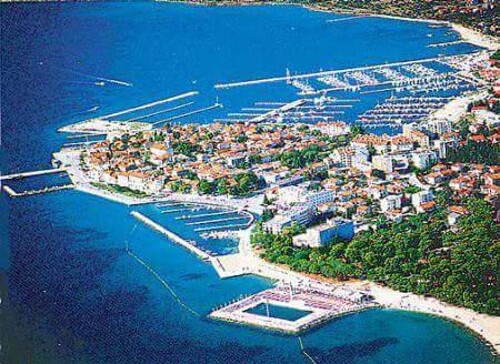 Thumbnail 3839046 - 6