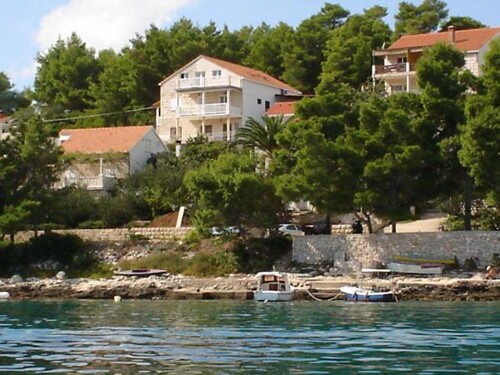 Thumbnail 3839095 - 3