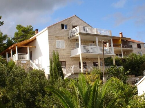 Thumbnail 3839095 - 2