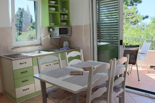 Thumbnail 3839131 - 1