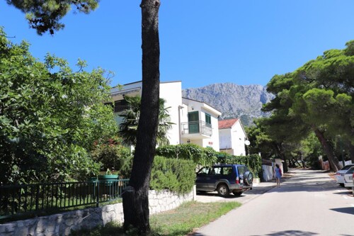 Thumbnail 3839131 - 2