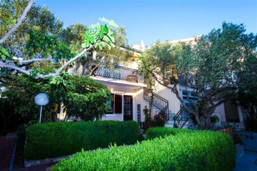 Thumbnail 3839236 - 3