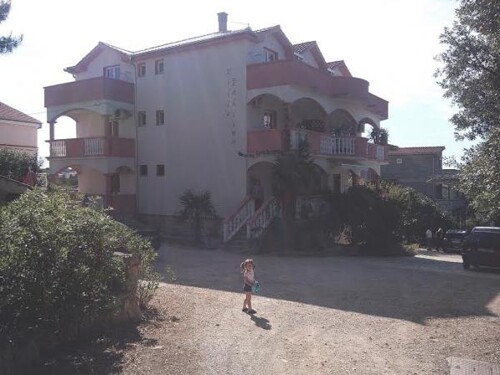 Thumbnail 3839303 - 11