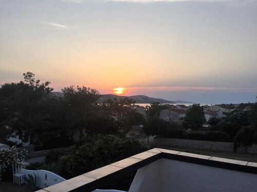 Thumbnail 3839388 - 11