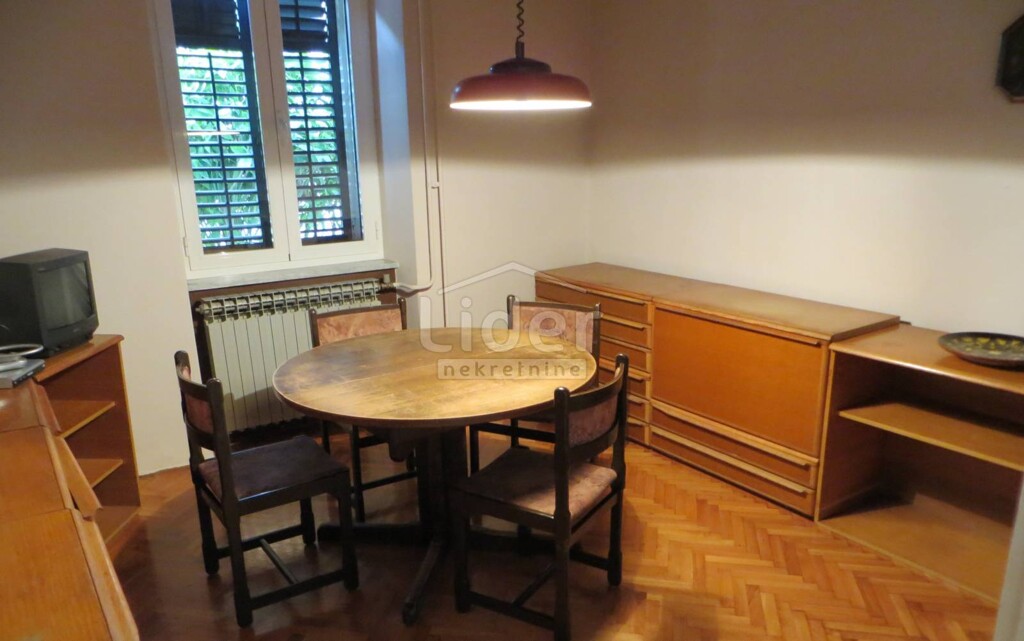 Image 3846845 - 8