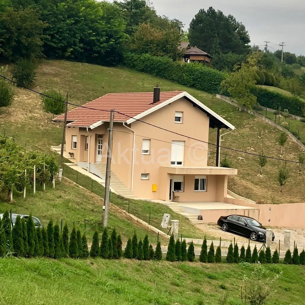 Image 3847056 - 1