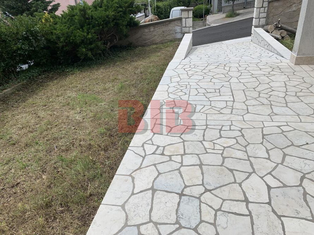 Image 3953042 - 9