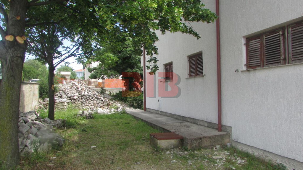 Image 3953042 - 25