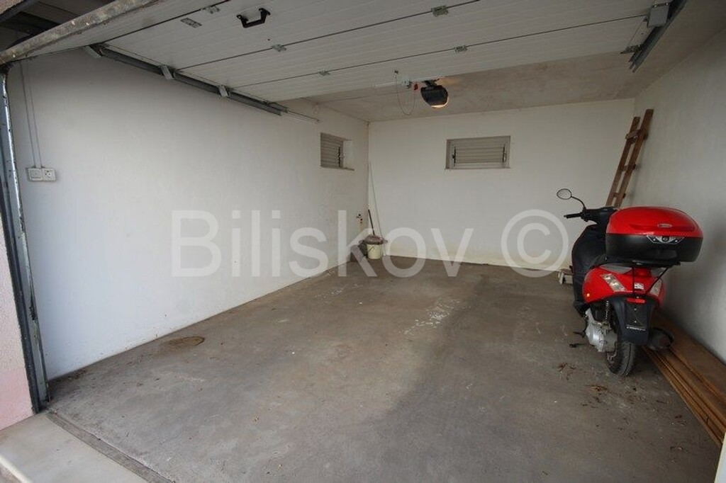 Image 4185784 - 16