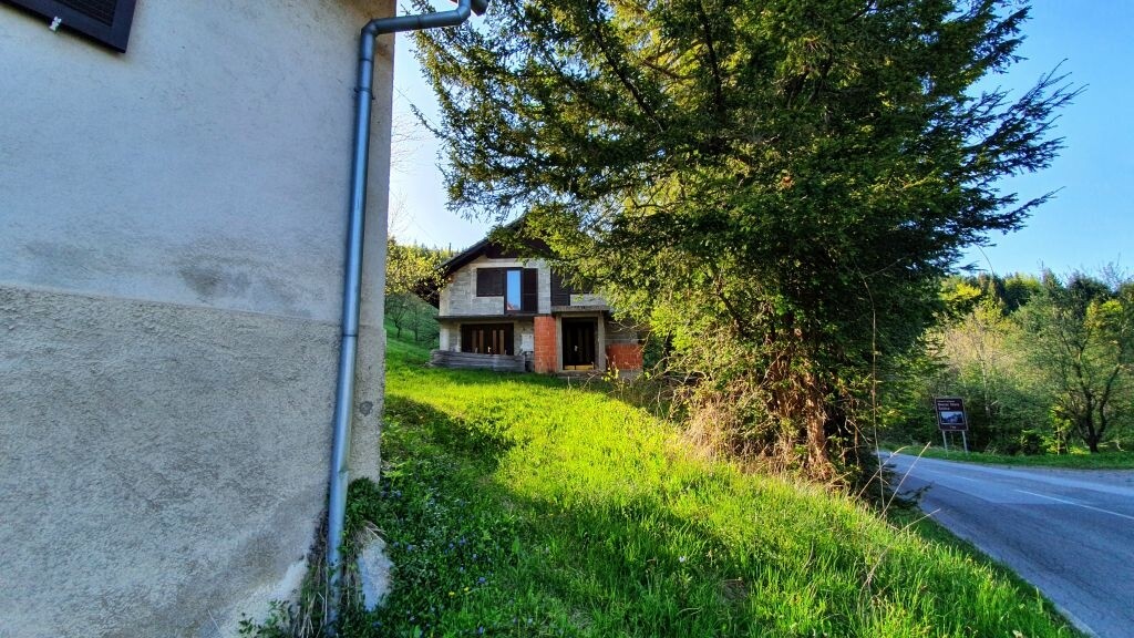 Image 4221278 - 10