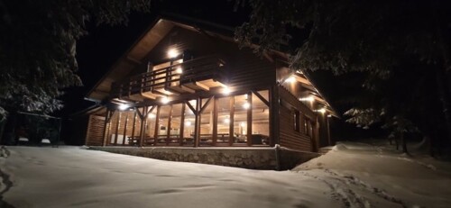 Gorski kotar, Ravna Gora, vikend kuća u šumi
