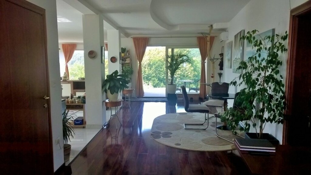 Image 4223081 - 6
