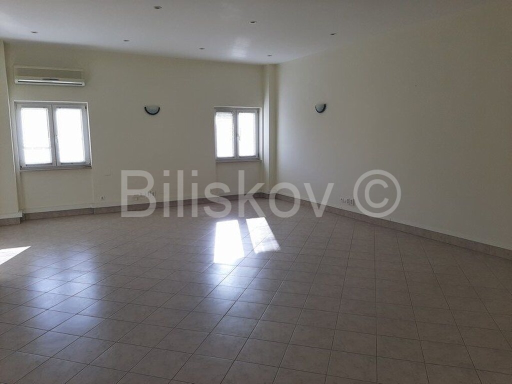 Image 4271388 - 3
