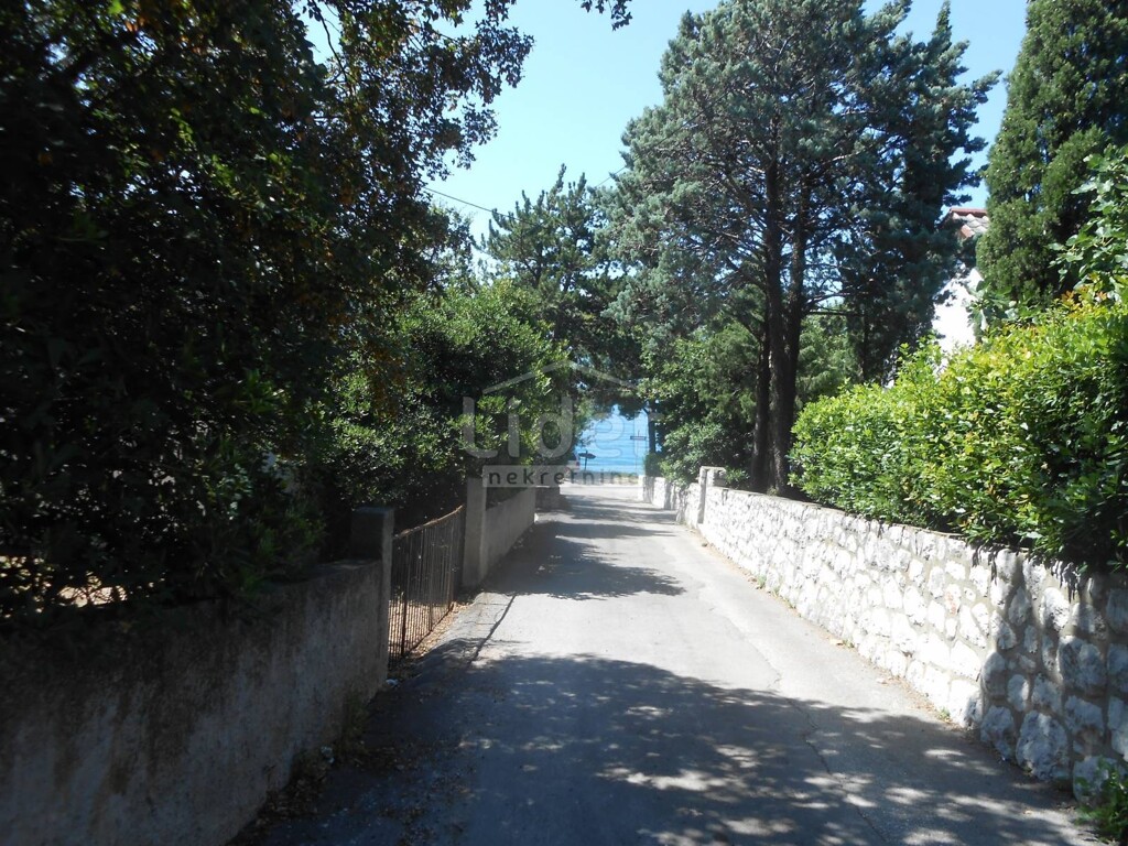 Image 4281898 - 3