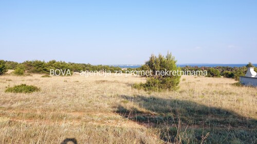 Poljoprivredno zemljište 1000 m2 na Viru, Zadar *550 m OD PLAŽE* *POGLED MO...