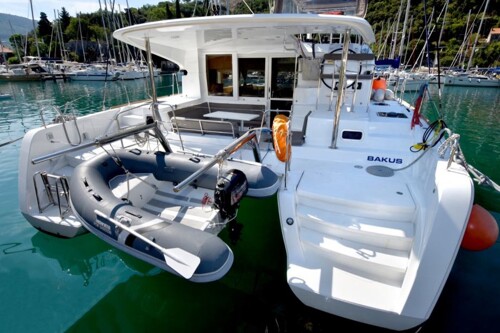 LAGOON 39