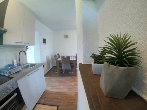 Thumbnail 4404932 - 4