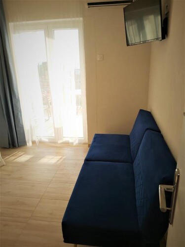 Thumbnail 4405073 - 29