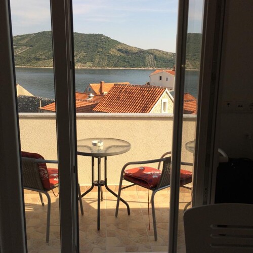 Thumbnail 4405155 - 1