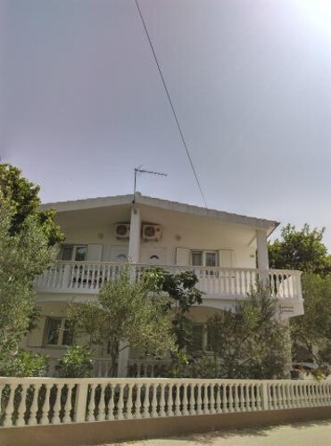 Thumbnail 4405201 - 1