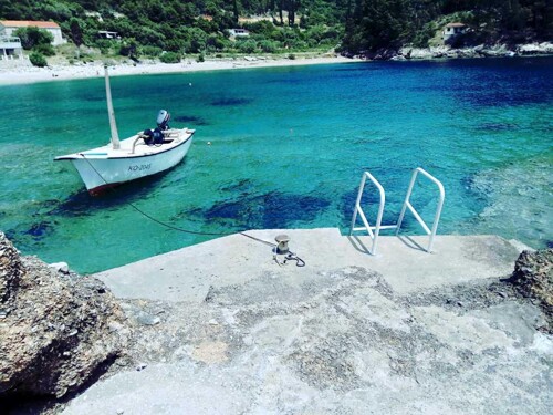 Thumbnail 4405279 - 8