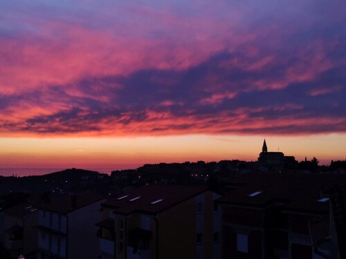 Thumbnail 4405351 - 1