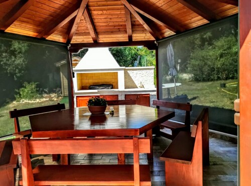 Thumbnail 4405351 - 3