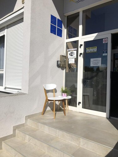 Thumbnail 4405437 - 3