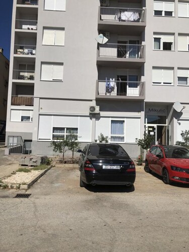 Thumbnail 4405437 - 7